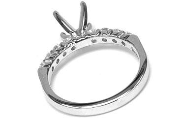 FACETS Engagement Ring Setting Platinum 8 Round Brilliant Diamonds, 0.42ct. tw.  Diamond Mounting