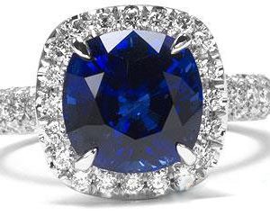 FACETS Platinum 3.50ct Cushion Cut Sapphire Ring