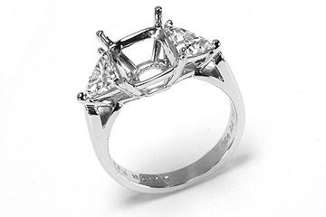 FACETS Engagement Ring Setting Platinum 2 Trillion Cut Diamond 0.50ct Mounting